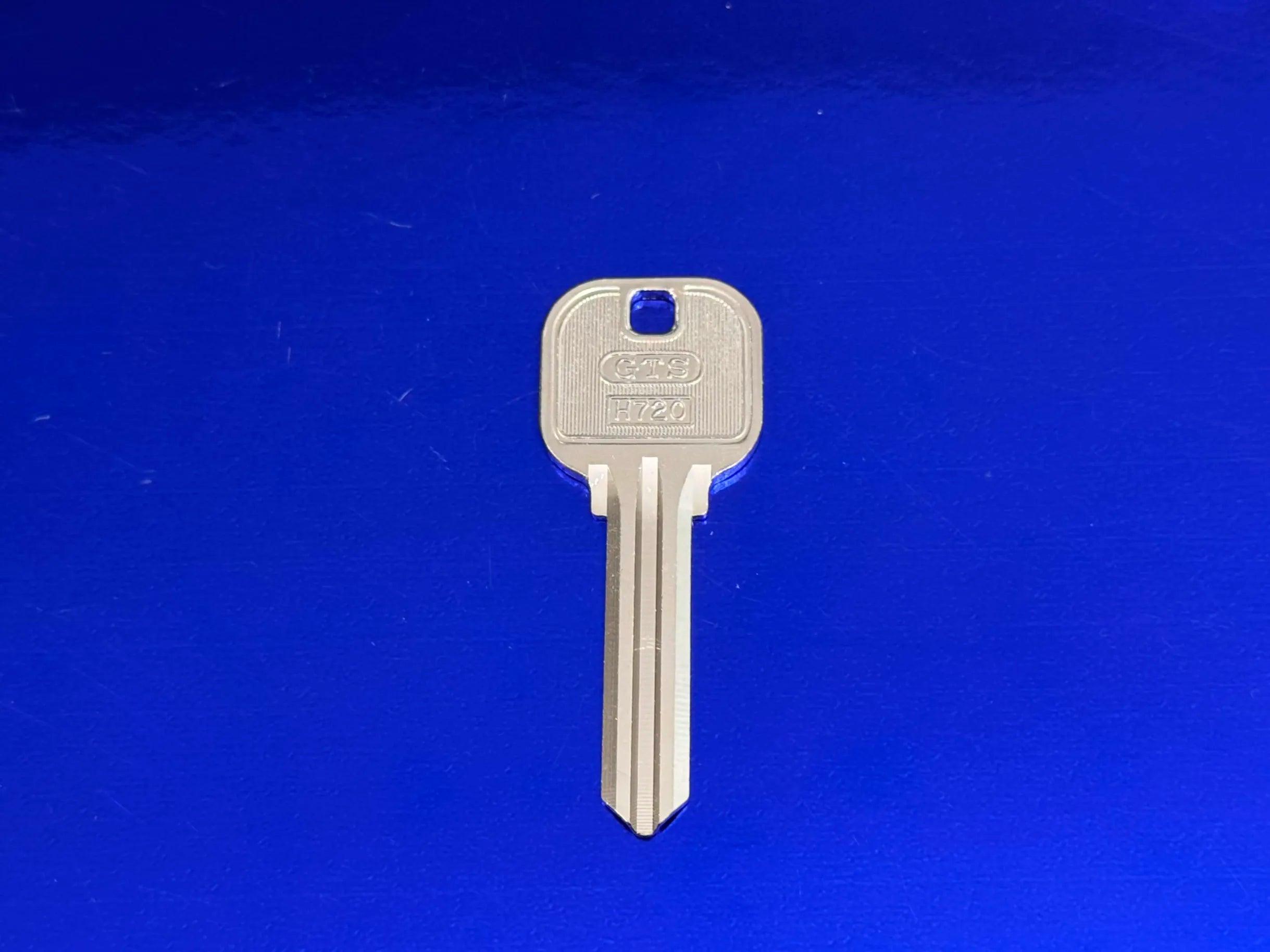 Key blanks  (includes U9)