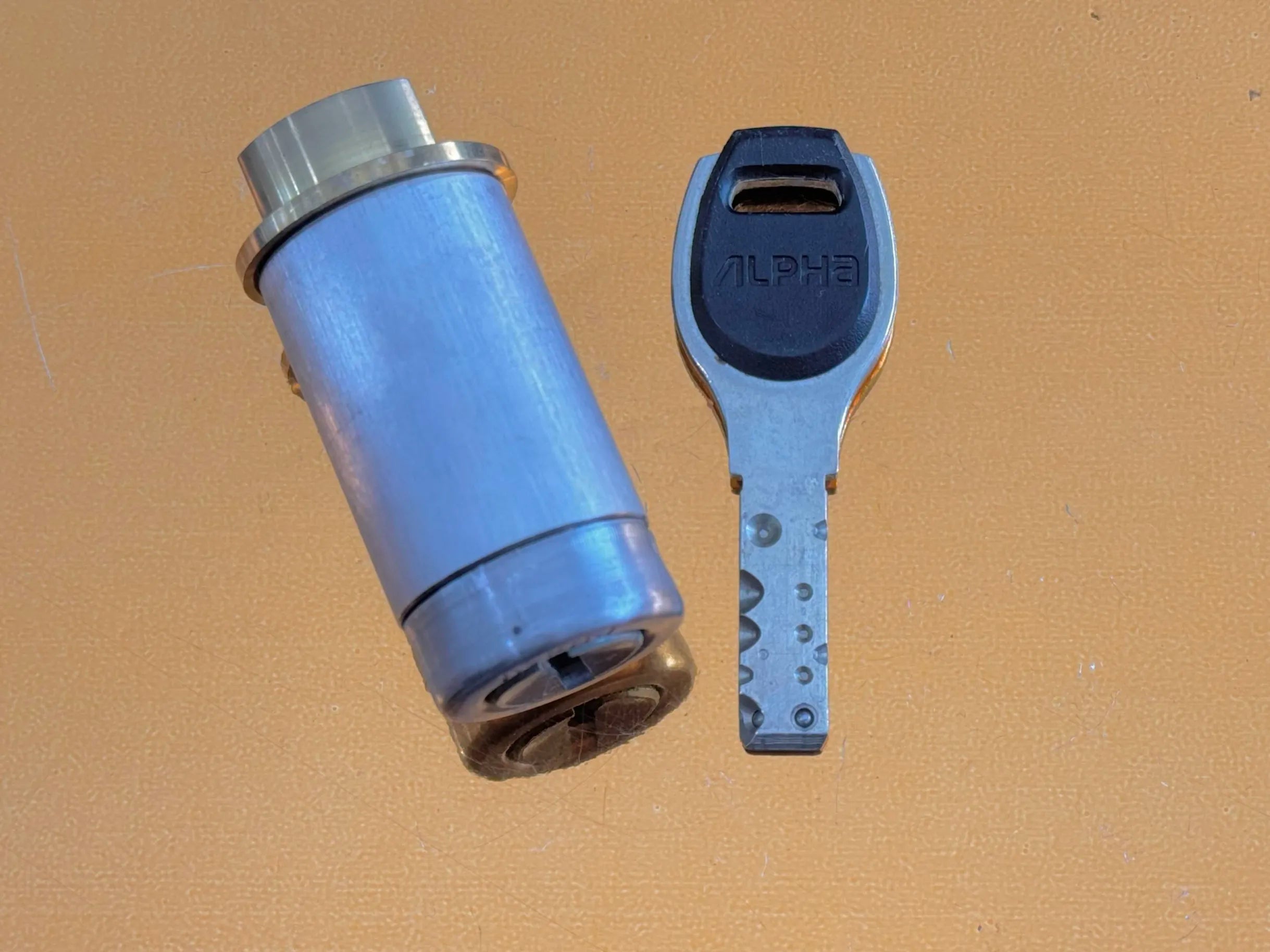 Alpha FB - Brown/Red