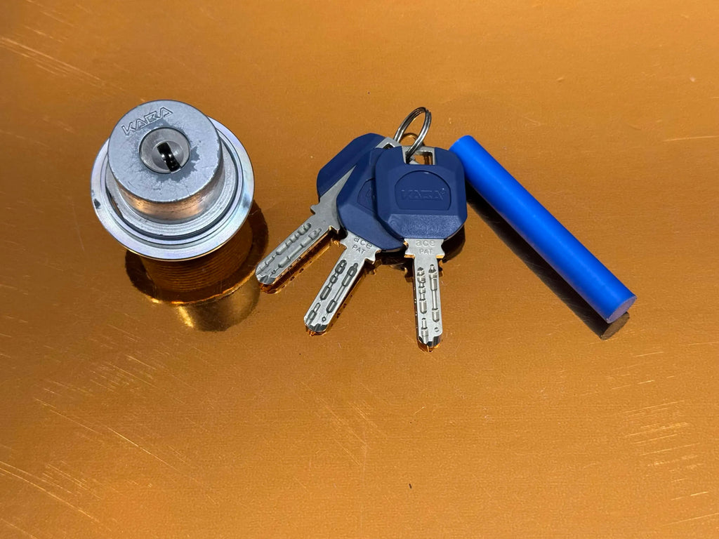 Kaba Ace - Red Belt (With plug follower)