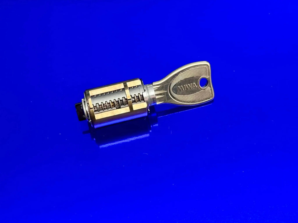 Miwa PR lock cutaway